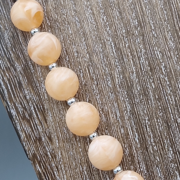 Coral Colored Marbled Gold Bead Necklace - Picture 4 of 14